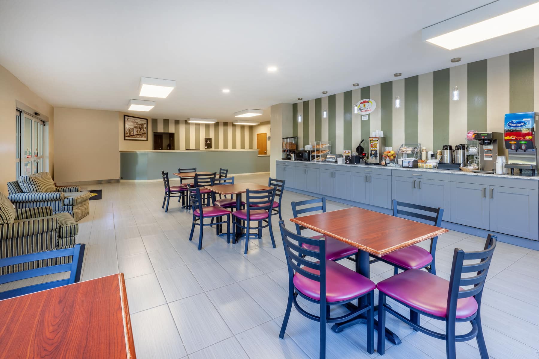 Super 8 by Wyndham La Grange KY