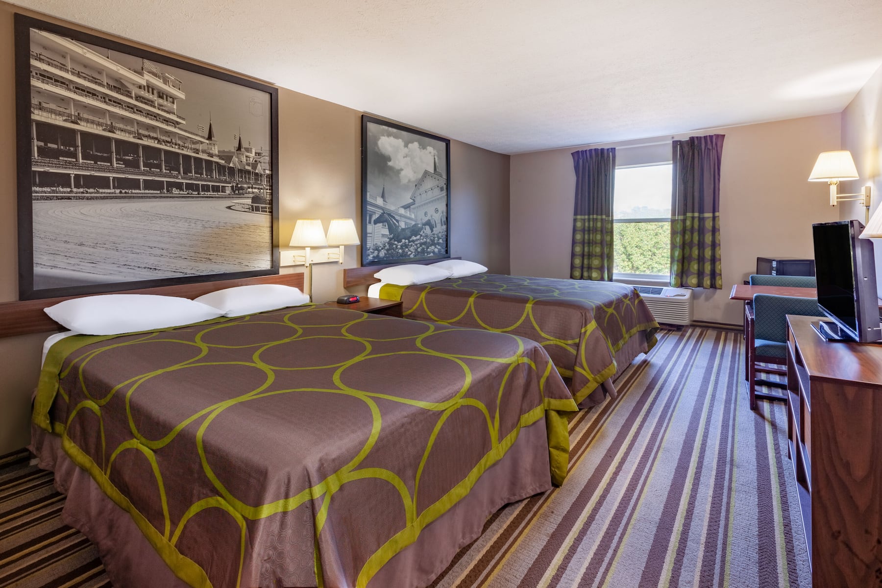 Super 8 by Wyndham La Grange KY