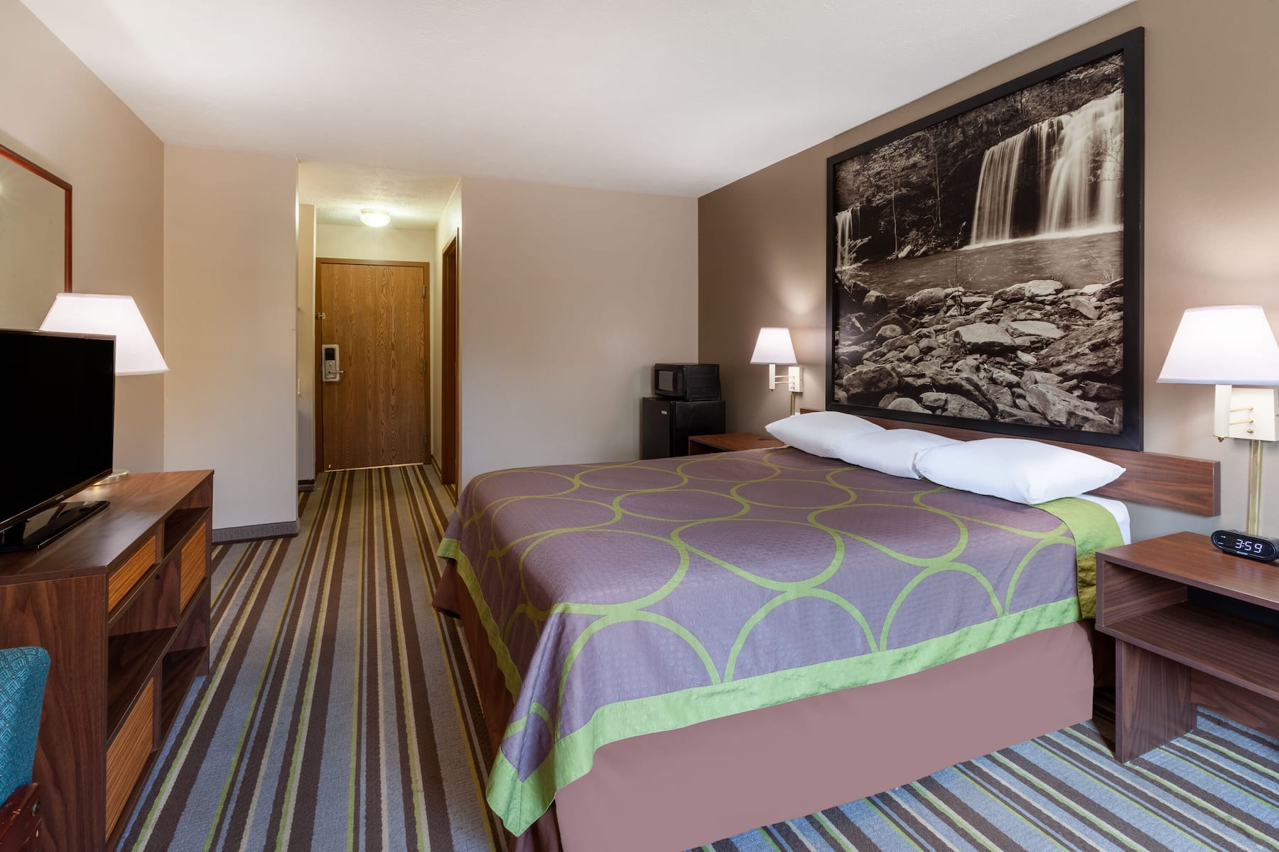 Super 8 by Wyndham La Grange KY